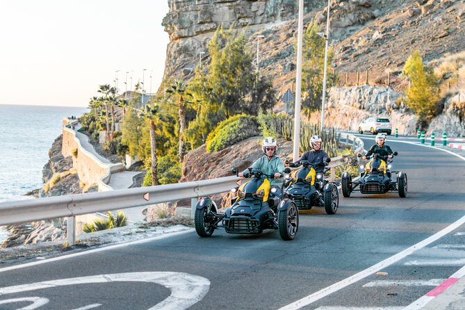 3 wheels motorcycle Coast Tour - Ryker - Gran Canaria Maspalomas - Anfi Tauro Golf restaurant stop for drinks and bathroom breaks