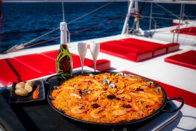 4-Hour Trip on Luxurious Catamaran from Puerto Rico - Drinks included all trip, including beer and cava