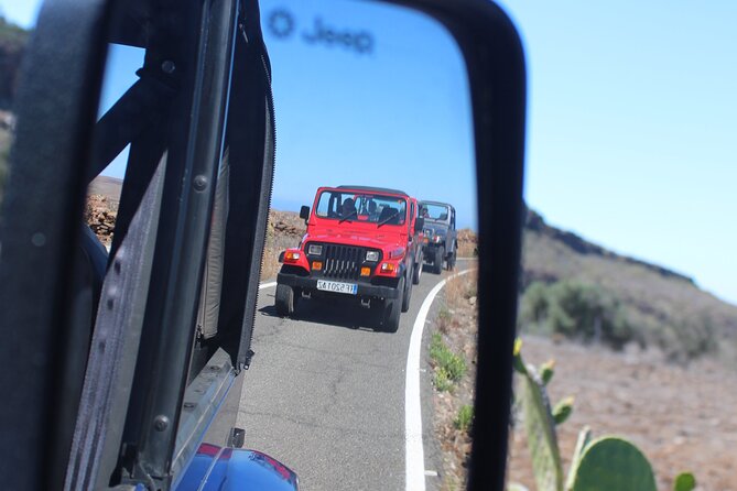 Adventure Driving Jeep Tour in Gran Canaria - Jeep driving reality check, safety, and that driver license