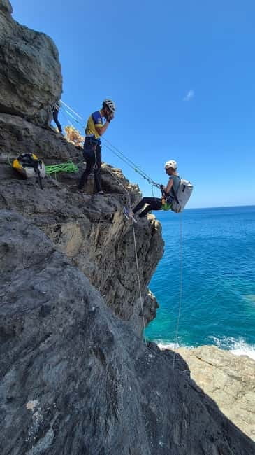 Agaete: Gran Canaria Coasteering. Marine Ferrata and Zipline - The 35-meter zipline over waves: the moment you remember on the flight home