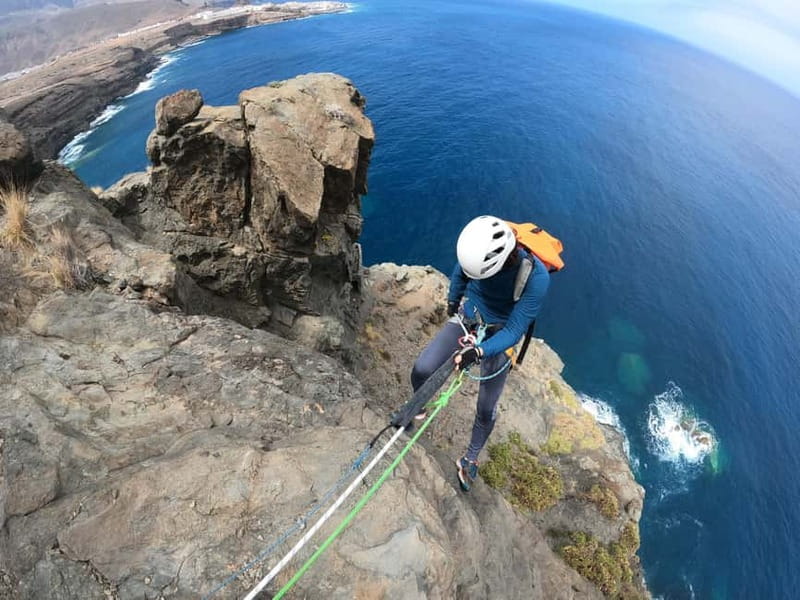 Agaete: Gran Canaria Coasteering. Marine Ferrata and Zipline - What to bring, and what to wear so you do not suffer
