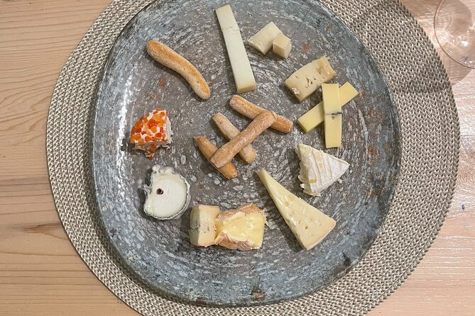 Canarian cheese tasting - What you will do during the 1 hour 20 minute interactive tasting
