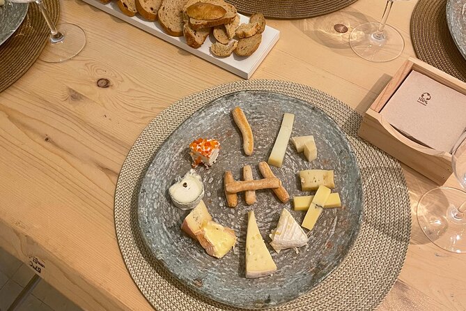 Canarian cheese tasting - Price and value for $40.82 per person