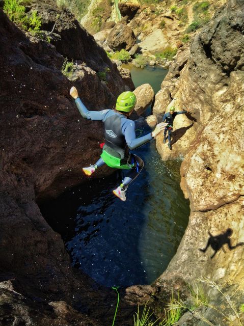 Canyoning in the Rainbow Mountain Gran Canaria - Getting to the start, transport options, and how to avoid tour-day stress