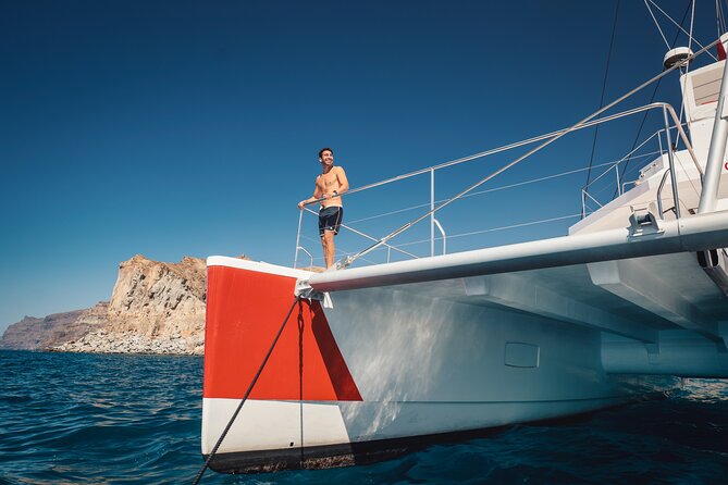 Catamaran Obycat Gran Canaria Tour - The Catamaran Experience: Clean Facilities, Floating Solarium, and a Restroom