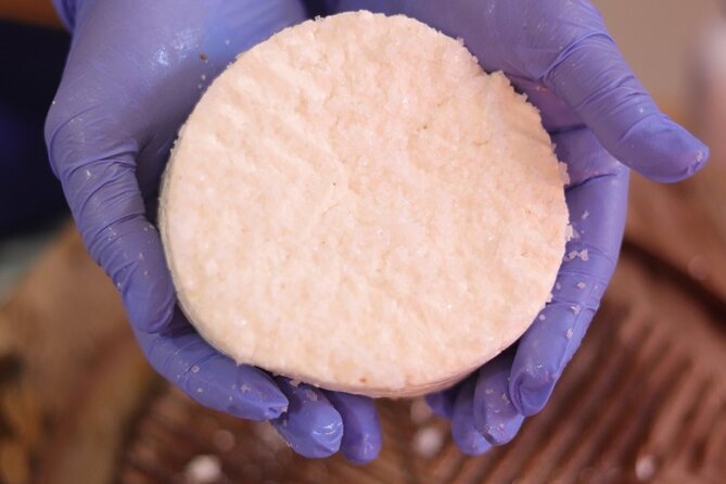 Cheese Workshop - La Jaira de Ana in Agüimes: the Farm Setting That Changes the Lesson