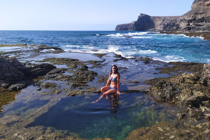 Coastering in Gran Canaria (Aquatic Route in the ocean cliffs) - Via ferrata style bridges, climbing rocks, and moving like an adventurer