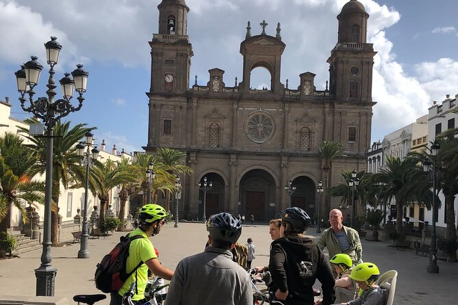 Discover Las Palmas City by Bike in 4 hours - Mercado de Vegueta: Fruits, Agaete Coffee, and a Short Walk