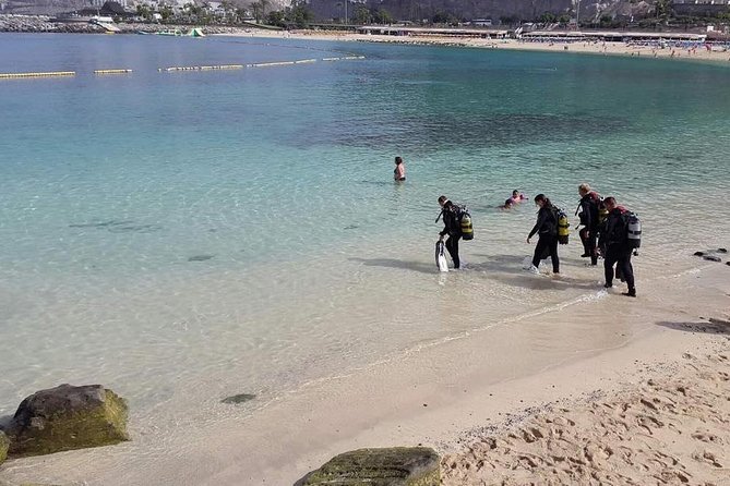 Discover Scuba diving in Gran Canaria with Hotel Pick-up - Your Underwater Time: About 40 Minutes at Up to 12 Meters