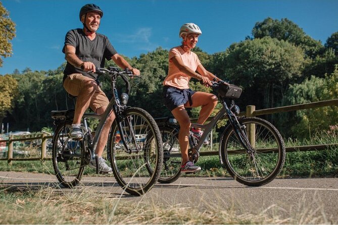 E-Bike Family Tour : Sightseeing in Playa Ingles,Maspalomas Dunes - Stop 1, Costa Canaria Promenade: sea views with the dunes in your peripheral vision