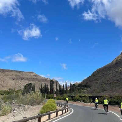 E-Bike Mountain Tour in Natural Park +Option Tapas in a Cave