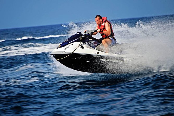 Experience the Thrill of Jet Skiing in Anfi del Mar - Tips I’d Use to Make Your Ride Feel Smooth
