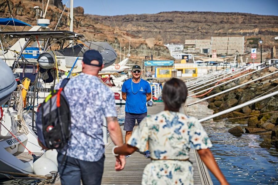 From Puerto de Mogán: Private Sailing Trip & Snorkeling - Food and drinks onboard: tapas, soft drinks, and the calm luxury of sailing