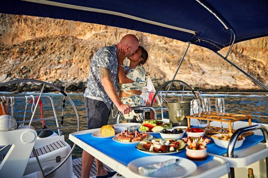 From Puerto de Mogán: Private Sailing Trip & Snorkeling - Price and value: what $577 per group really buys