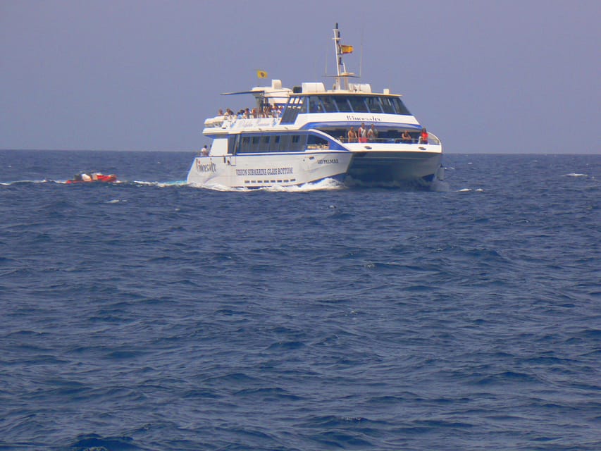 From Puerto Rico: Boat trip along the coast w/ Food & Drinks - Key things to love on this Gran Canaria boat trip