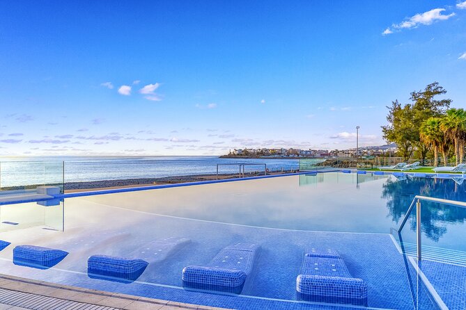 Full Day Ticket at Perchel Beach Club with Lunch - Drinks, cocktails, and the spa add-ons you should expect