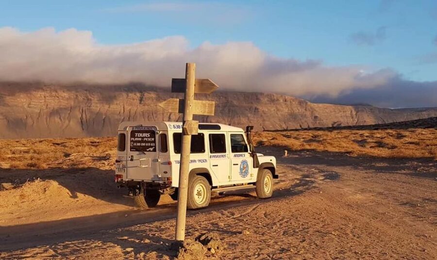 Graciosa Island: Jeep Safari Playa De las Conchas - Key highlights you will feel right away