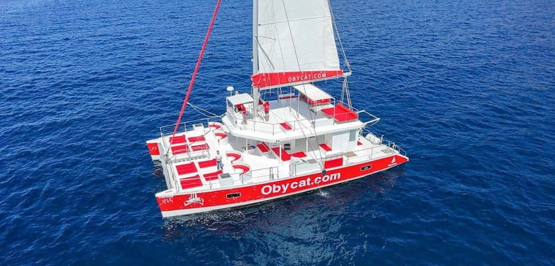 Gran Canaria: All-inclusive tour in the south of Gran Canaria - Boarding the Obycat: a catamaran you can spread out on