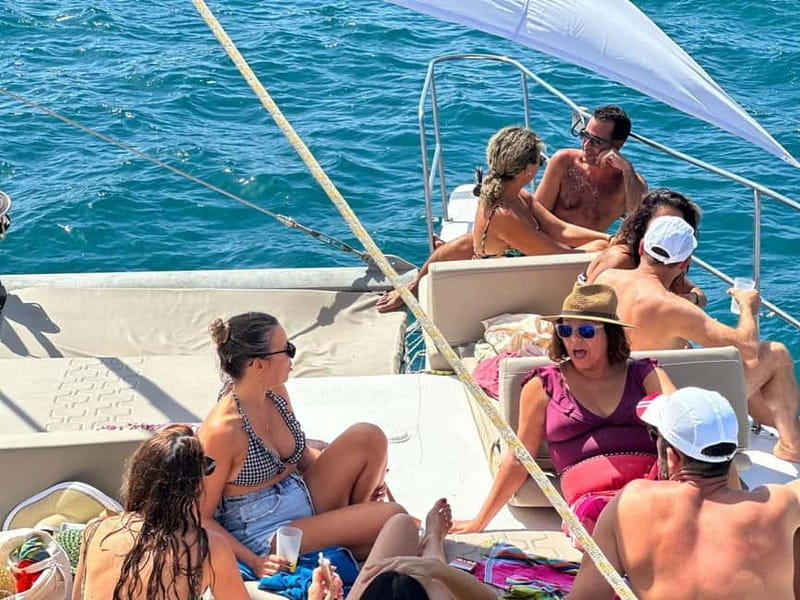Gran Canaria: Catamaran Tour with Lunch and Drinks - What This 4-Hour Catamaran Experience Really Gives You