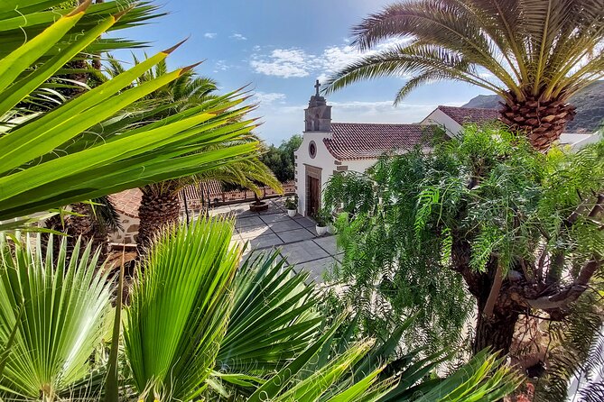 Gran Canaria Cave, Oasis, Red-gorge Adventure & cosy Picnic - Mirador El Guriete: southern mountains and the final photo stop