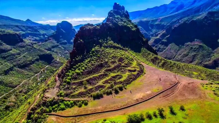 Gran Canaria: Convertible Beetle Tour - Tunte break time: the small-town pause that keeps things sane
