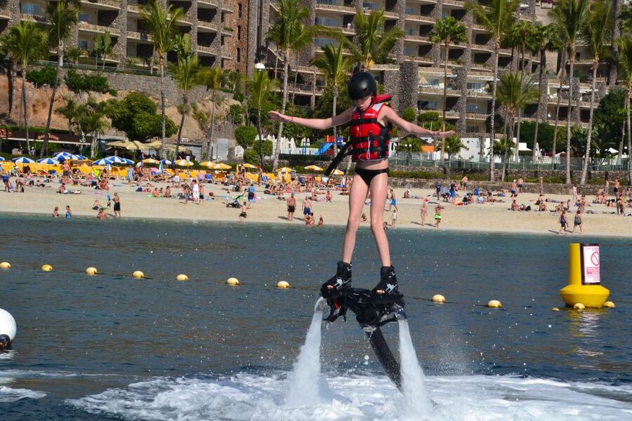 Gran Canaria: Flyboard Session at Anfi Beach - Turns, Pirouettes, and Speed Changes Over Gran Canaria
