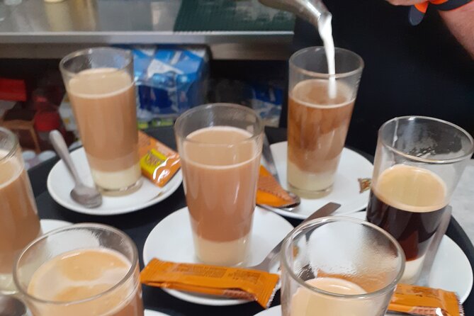 Gran Canaria Highlights Private Tour VIP - The food plan: cheese, mojo sauce, honey rum, tapas, and coffee at 10:45