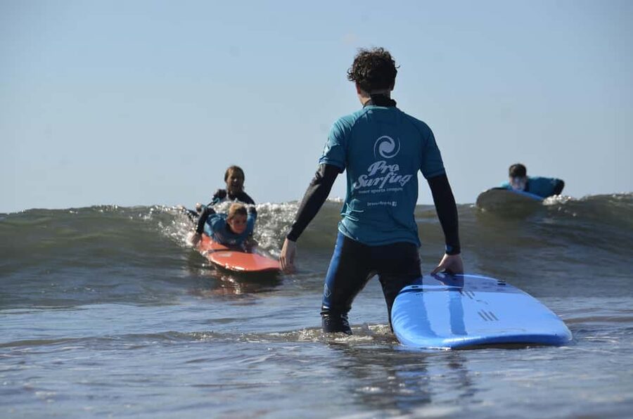 Gran Canaria: Kids & Teens Surf Lesson (8–16 yrs) - Where Kids Learn to Surf in Gran Canaria (Maspalomas, 4 Hours)
