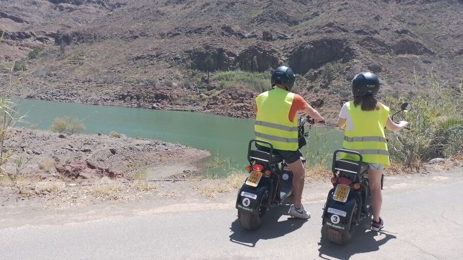 Gran Canaria: Los Pilancones Natural Park e-Scooter Tour - E-scooters, licenses, and the rear-seat option for families