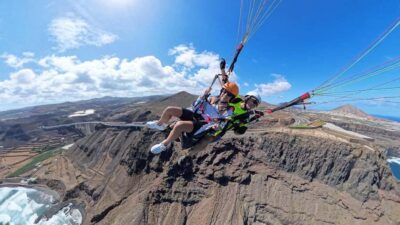 Paragliding Flight with Tapas & Pickup