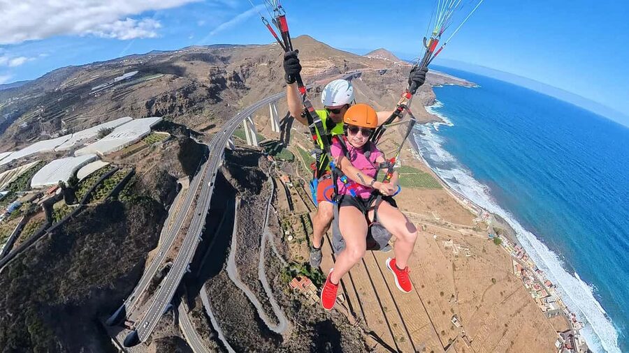 Gran Canaria: Paragliding Flight with Tapas & Pickup - After you land: the tapas stop is not an afterthought