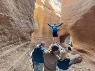 Red Gorge, Cave, Oasis Adventure Tour & Picnic