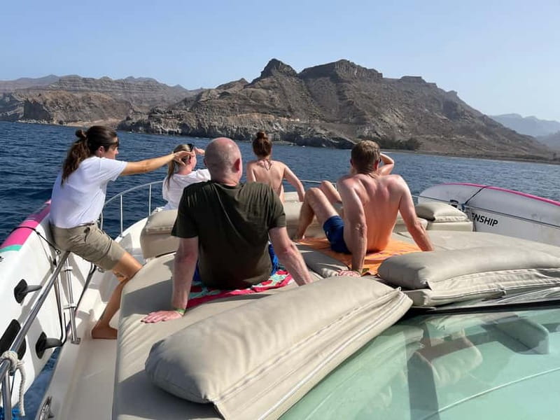 Gran Canaria: Shared yacht trip with drinks, lunch, and snorkeling - The return sail through Mogán Bay, Tauro Beach, and Tiritaña cliffs