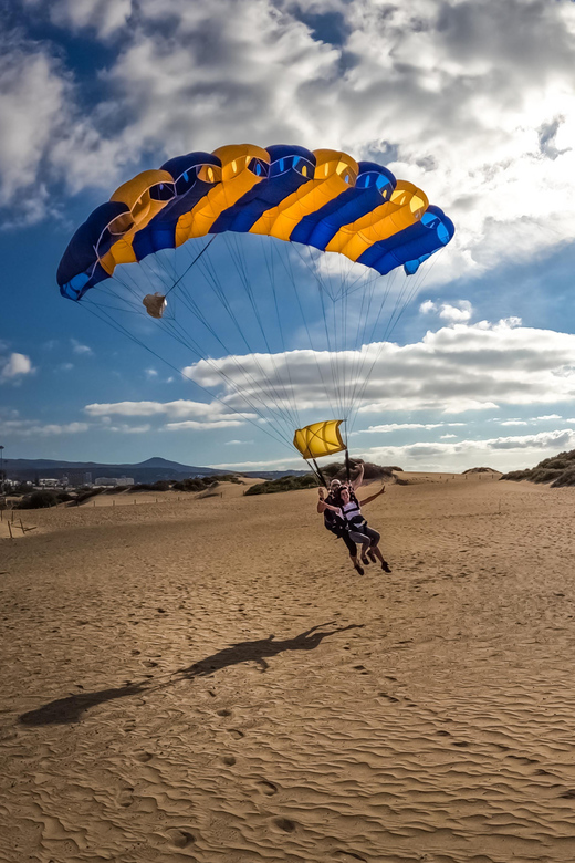 Gran Canaria : Skydiving over Maspalomas Dunes - Booking advice: how to get the best day on Gran Canaria
