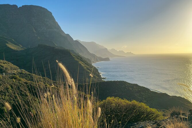 Gran Canaria Sunset and Wild Coast Tour Cliffs Natural Pools - Snacks and lunch: keeping the day comfortable during the long scenic route