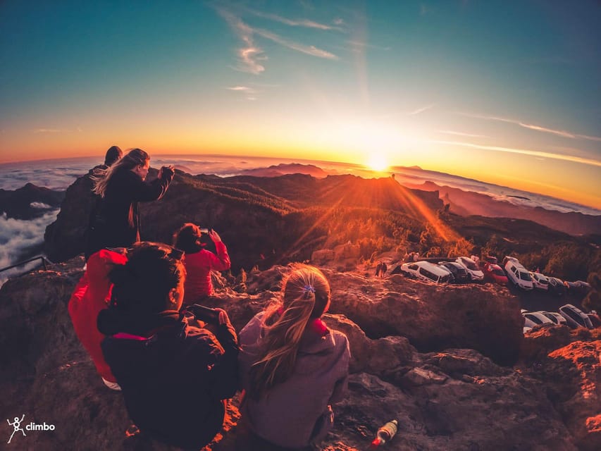 Gran Canaria: Volcano Sunset Tour and Local Food Tasting - Gran Canaria’s volcano day plan, starting with pickup reality