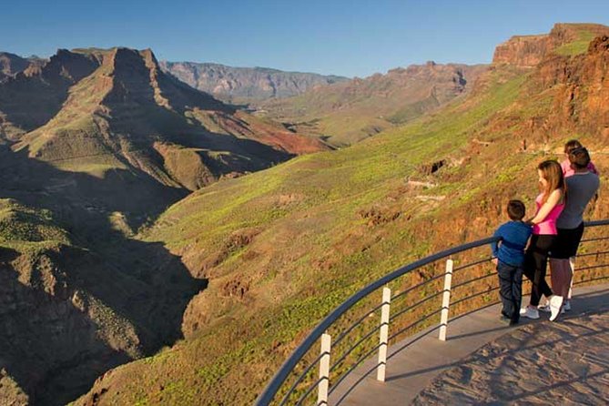 Jeep Tour 4x4 in Gran Canaria - Stop 3: Fataga and the ravine of the 1,000 palms