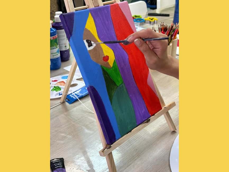 Las Palmas: Art and Wine Experience - Price and Value: $46 for Wine, Snacks, and Supplies