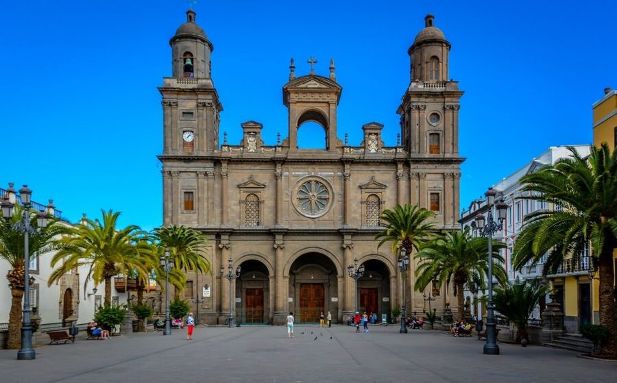 Las Palmas, Botanical Gardens and Bandama Volcano Tour - A practical day to connect Las Palmas’ old town, volcano, and sea