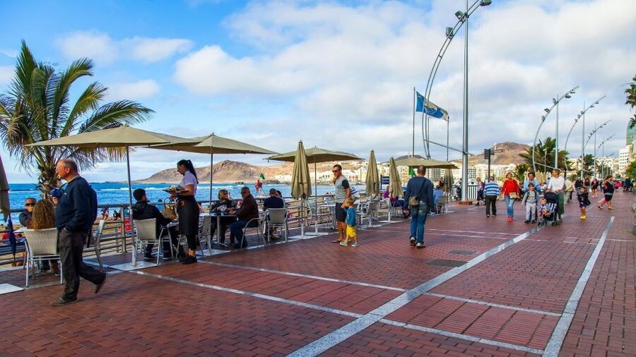 Las Palmas, Botanical Gardens and Bandama Volcano Tour - Getting to the pickup point, before you get to the fun