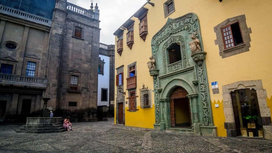 Las Palmas: City Highlights Guided Tour with Pickup - Key things to know before you go