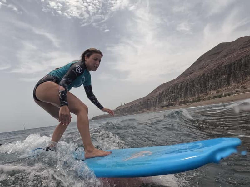 Las Palmas de Gran Canaria: Group surf lessons on La Laja beach - La Laja Beach: the learning setup in Las Palmas