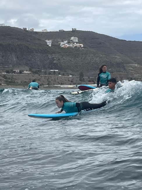 Las Palmas de Gran Canaria: Group surf lessons on La Laja beach - Price and value: why about $47 can make sense