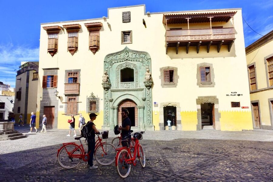 Las Palmas de Gran Canaria: Guided City Tour by Bike - Price and value: why this costs about $41 and what you get for it