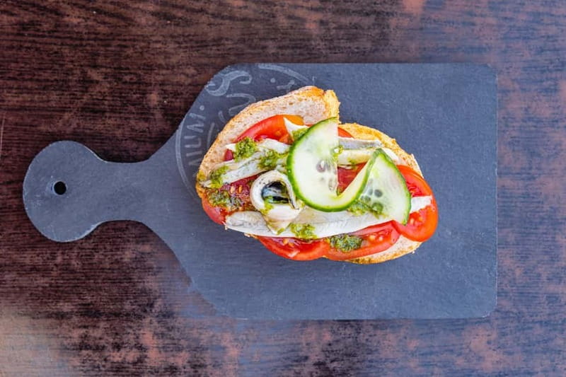 Las Palmas: Gourmet Tapas and Wine Tour in the Old Town - Should you book this Las Palmas tapas and wine tour?
