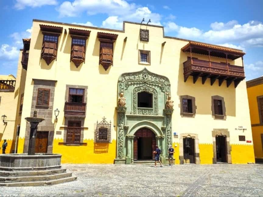 Las Palmas Historic Center: Self-Guided Tour + Casa Colón Ticket - Key things to know before you go