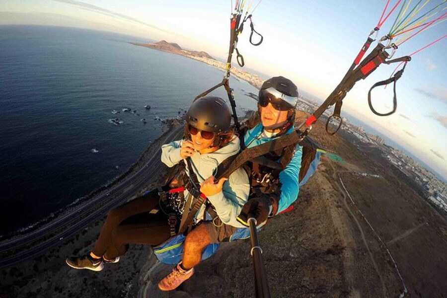 Las Palmas: Paragliding Tandem Flight with Instructor - How the Tandem Flight Actually Works (And What the Instructor Controls)