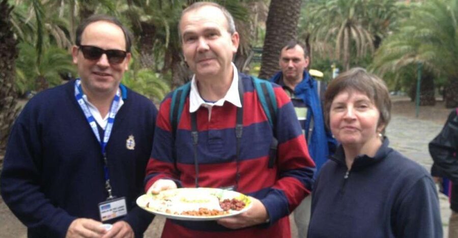 Las Palmas: Private Old City Guided Walking Tour with Tapas - Triana and Vegueta: Two Neighborhoods, One Clear Walking Story