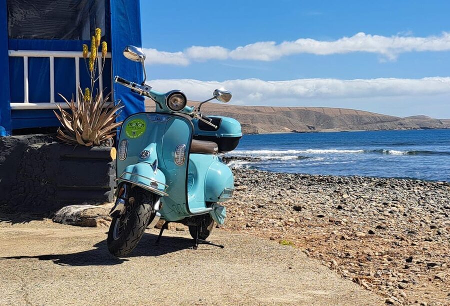 Maspalomas and Las Palmas: electric vintage scooter for rent - Hotel Delivery in Maspalomas and the Canteras Area, Plus a Fast Start