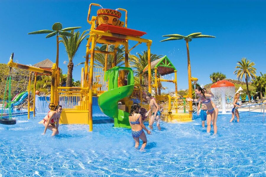 Maspalomas: Aqualand Maspalomas Water Park Entry Ticket - Children’s Paradise and height rules: what small kids can actually do